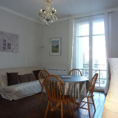 Bel T1 Avec Balcon En Centre Du Mont-dore - Fr-1-608-38 Lägenhet Le Mont-Dore