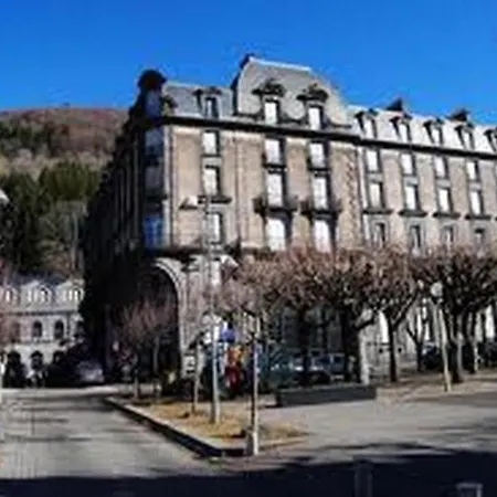 Bel T1 Avec Balcon En Centre Du Mont-dore - Fr-1-608-38 勒蒙多尔