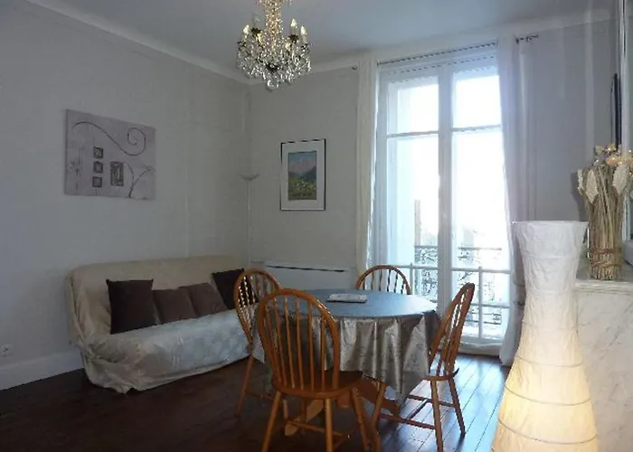 Bel T1 Avec Balcon En Centre Du Mont-dore - Fr-1-608-38 Апартаменты Ле-Мон-Дор